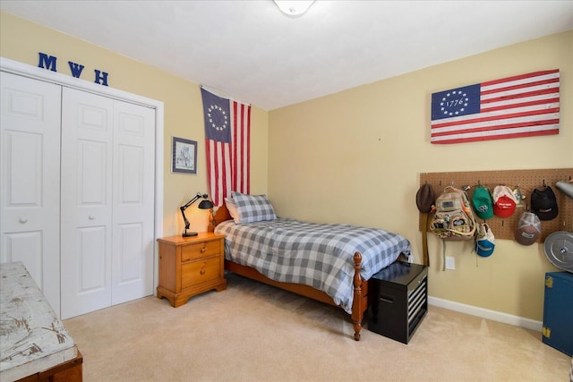 7635 Peebles Ln, Roanoke, VA 24018 - carpeted bedroom featuring a closet and baseboards
