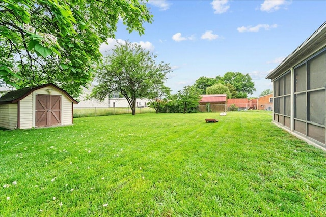 2136 Bainbridge Dr, Salem, VA 24153 - view of yard