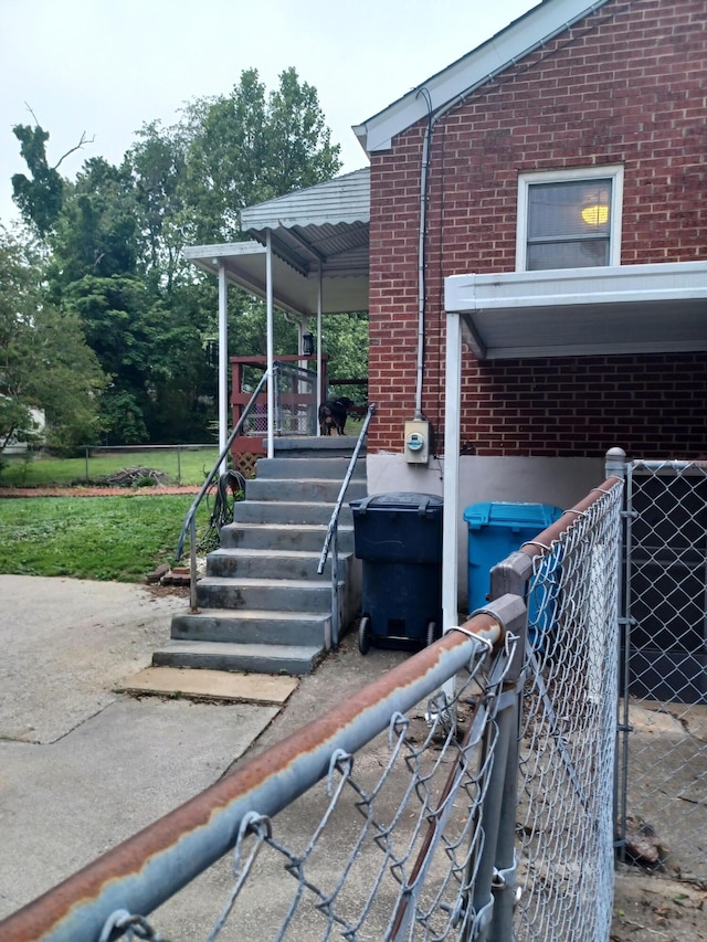 2521 Chatham St NW, Roanoke, VA 24012 - entrance to property with brick siding