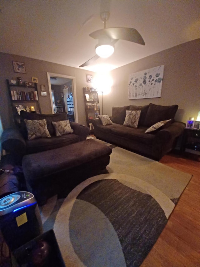 2521 Chatham St NW, Roanoke, VA 24012 - living area with wood finished floors