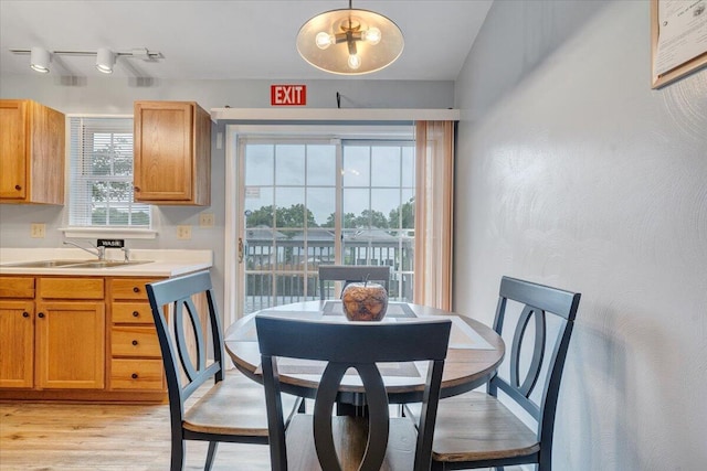 1152 Murray Ave SE, Roanoke, VA 24013 - dining area with light wood-style floors