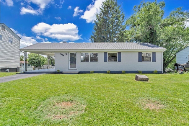 3734 Long Meadow Ave NW, Roanoke, VA 24017 - view of front facade featuring a carport, a front yard, metal roof, and asphalt driveway
