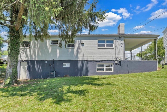 3734 Long Meadow Ave NW, Roanoke, VA 24017 - back of property featuring a chimney and a yard