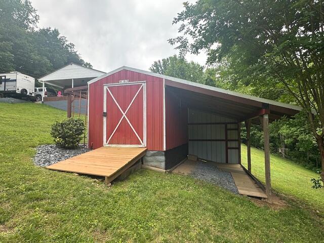 586 Graceland Dr, Bassett, VA 24055 - view of shed