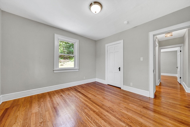 4816 Colonial Ave, Roanoke, VA 24018 - unfurnished bedroom featuring light wood-style floors and baseboards