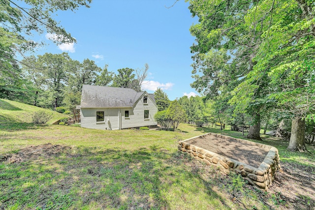 4816 Colonial Ave, Roanoke, VA 24018 - view of grassy yard