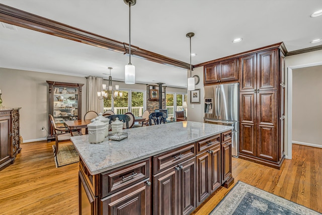 402 Anchor Dr, Moneta, VA 24121 - kitchen featuring stainless steel fridge with ice dispenser, crown molding, a chandelier, baseboards, and hanging light fixtures