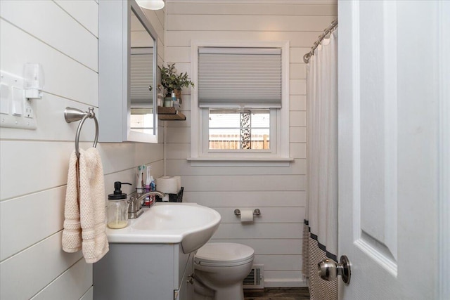 160 Mountain View Dr, Rocky Mount, VA 24151 - full bath with vanity, toilet, and a shower with curtain