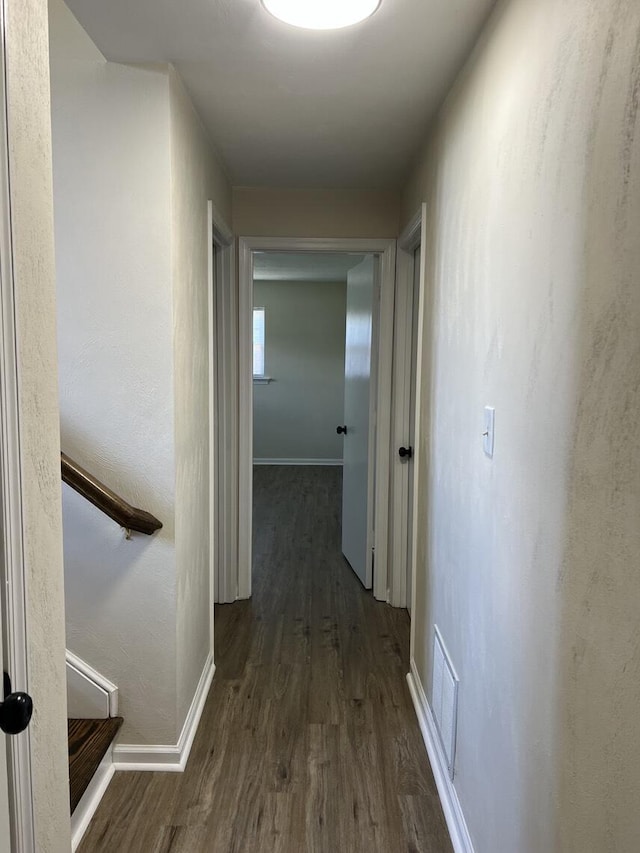 1878 Cranwell Dr, Vinton, VA 24179 - hall featuring wood finished floors and baseboards