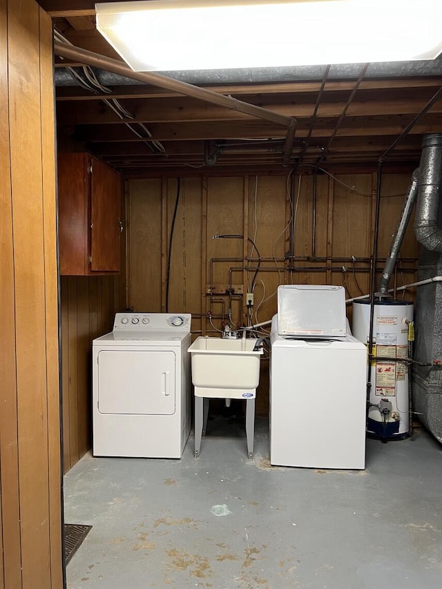 1878 Cranwell Dr, Vinton, VA 24179 - laundry room with gas water heater and washer and clothes dryer