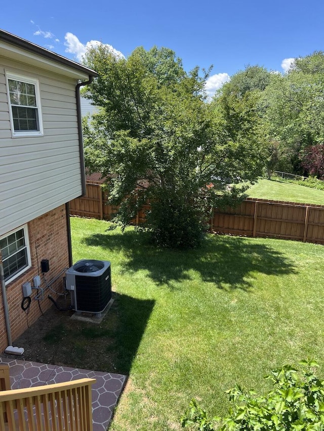 1878 Cranwell Dr, Vinton, VA 24179 - view of yard with central AC unit