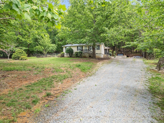 6357 Breckinridge Mill Rd, Fincastle, VA 24090 - view of front of home with driveway