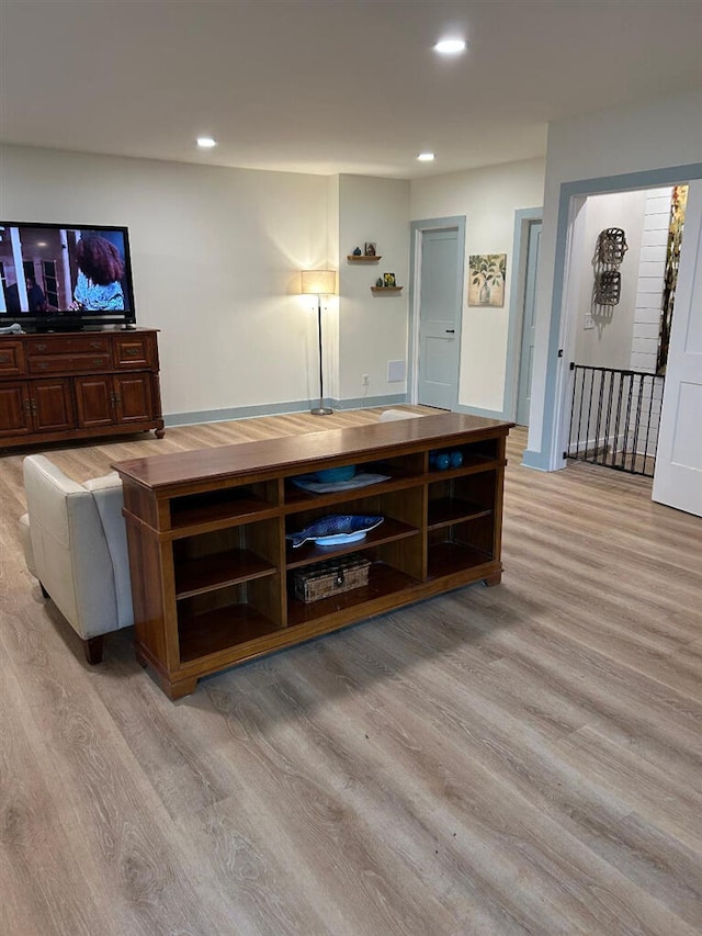 844 Lakewatch Cir, Moneta, VA 24121 - living room with light wood-type flooring and recessed lighting