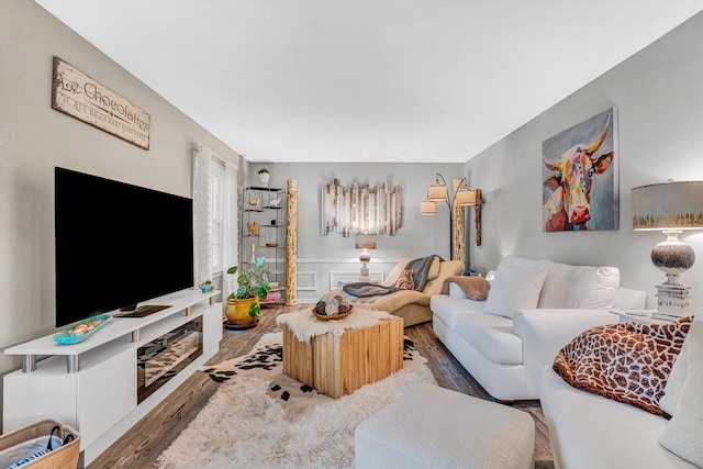 2440 Charing Cross Dr, Roanoke, VA 24018 - living area featuring wood finished floors and a wainscoted wall