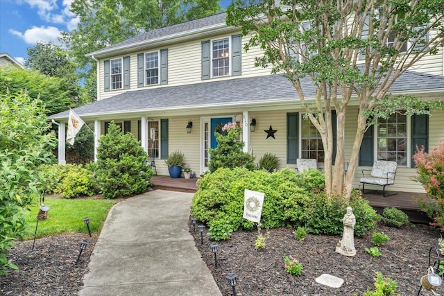 610 Crystal Anne Ln, Roanoke, VA 24019 - view of front of home with a porch and roof with shingles