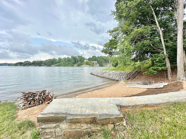 1115 Oakshire Ln, Wirtz, VA 24184 - water view