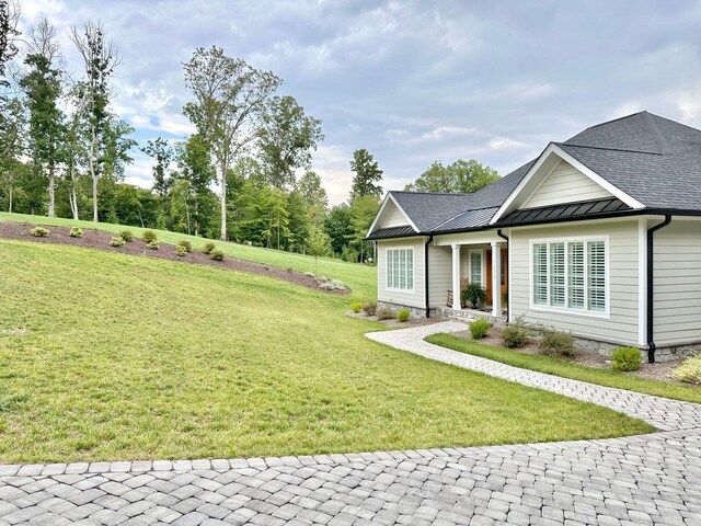 1115 Oakshire Ln, Wirtz, VA 24184 - view of green lawn