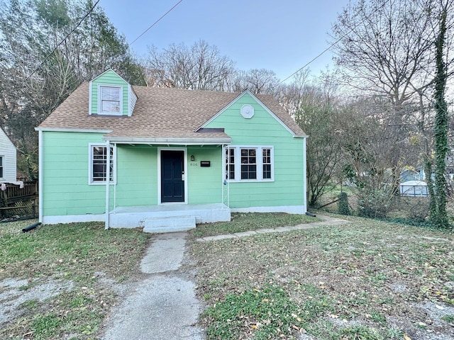 816 Brandon Ave SW, Roanoke, VA 24015 - view of front of house featuring covered porch and roof with shingles