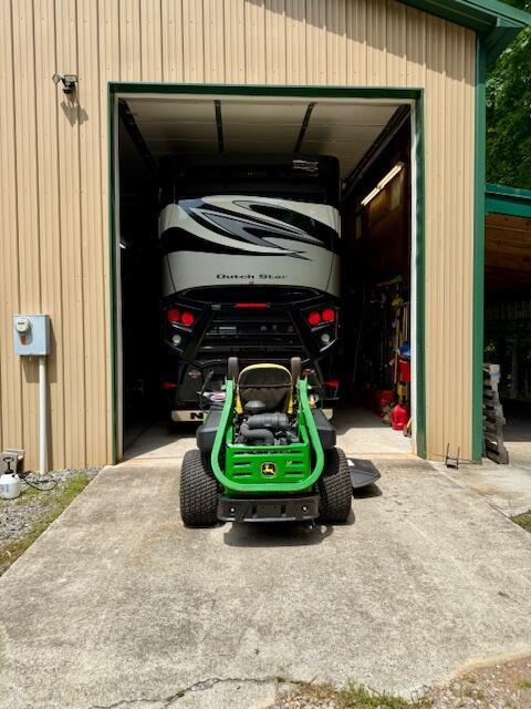 1038 Lees Mill Ln, Goode, VA 24556 - view of garage