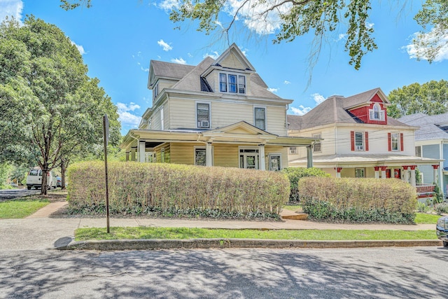 602 Allison Ave SW, Roanoke, VA 24016 - view of front facade with a porch