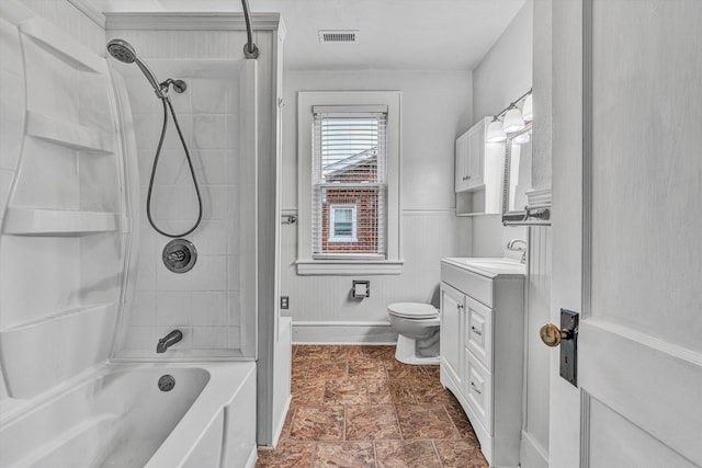 1129 Howbert Ave SW, Roanoke, VA 24015 - bathroom with vanity, baseboards, shower / washtub combination, and toilet