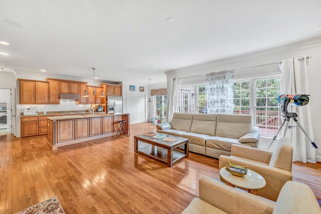 1160 Belcroft Ct, Roanoke, VA 24018 - living area with crown molding, light wood-style floors, and washer / clothes dryer