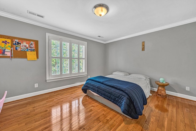 1160 Belcroft Ct, Roanoke, VA 24018 - bedroom with ornamental molding and hardwood / wood-style floors