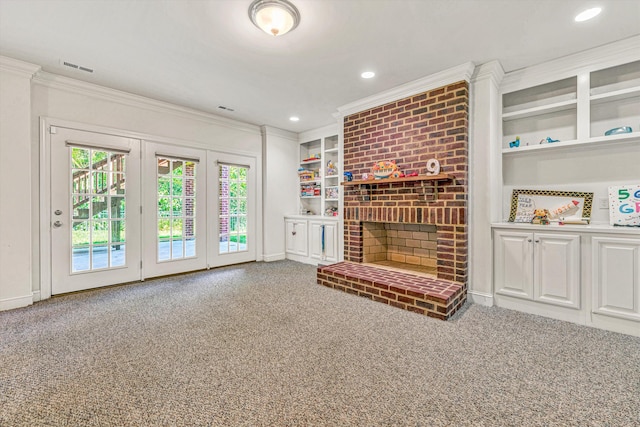 1160 Belcroft Ct, Roanoke, VA 24018 - unfurnished living room featuring ornamental molding, carpet, recessed lighting, built in features, and a fireplace