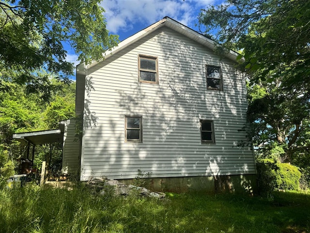 12937 N Old Moneta Rd, Moneta, VA 24121 - view of side of home