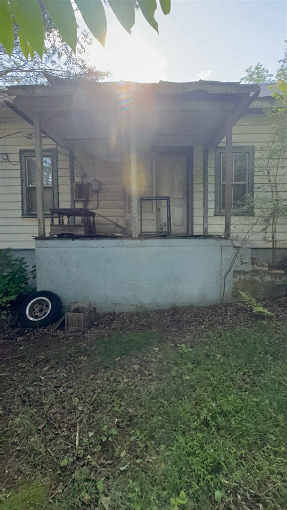 12937 N Old Moneta Rd, Moneta, VA 24121 - view of side of property with a porch