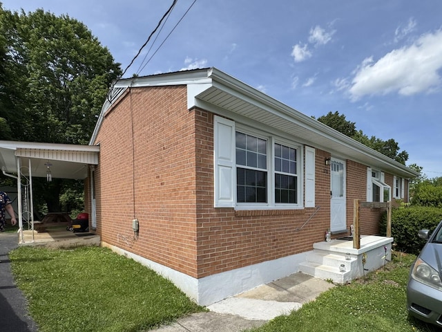 570 Scuffling Hill Rd, Rocky Mount, VA 24151 - view of front of property featuring brick siding and a front yard