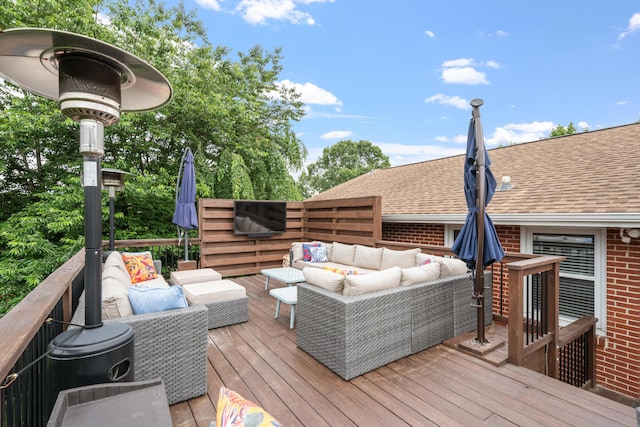 2561 Inglewood Rd SW, Roanoke, VA 24015 - wooden terrace with an outdoor living space