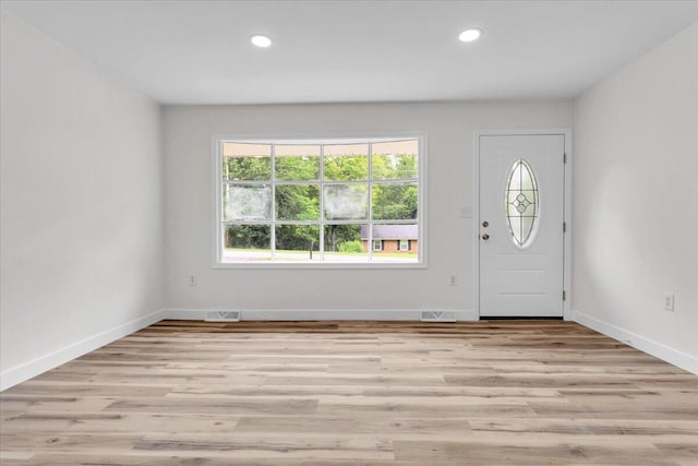 201 Forest Ridge Dr, Vinton, VA 24179 - entryway featuring light wood finished floors, recessed lighting, and baseboards