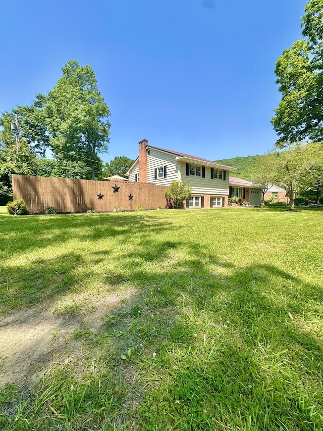 104 Wintergreen Ave, Clifton Forge, VA 24422 - view of yard
