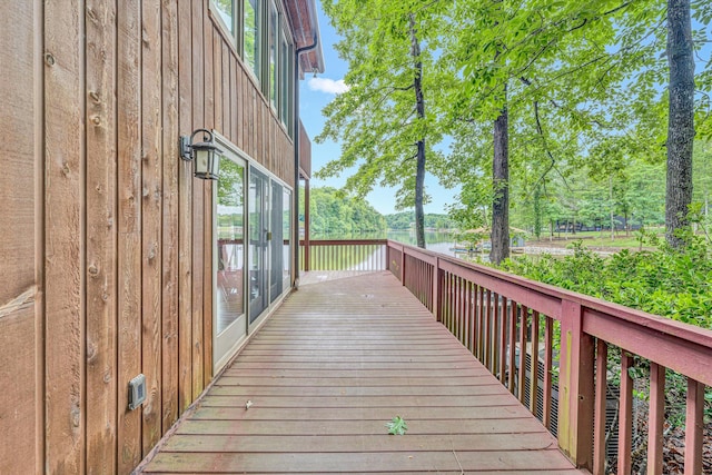 510 Crestview Rd, Wirtz, VA 24184 - wooden terrace featuring a water view