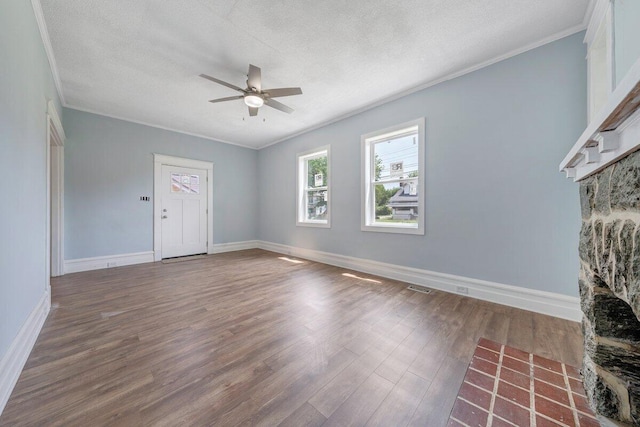 3311 Memorial Ave, Lynchburg, VA 24501 - unfurnished living room with crown molding, a ceiling fan, wood finished floors, and a textured ceiling