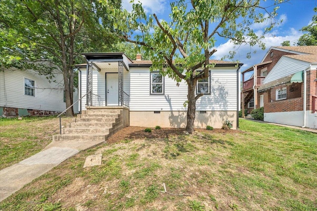 2109 Colgate St NE, Roanoke, VA 24012 - view of front of house featuring a front yard