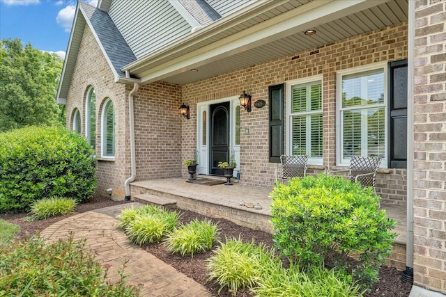 1425 Cravens Creek Ln SW, Roanoke, VA 24018 - property entrance featuring brick siding