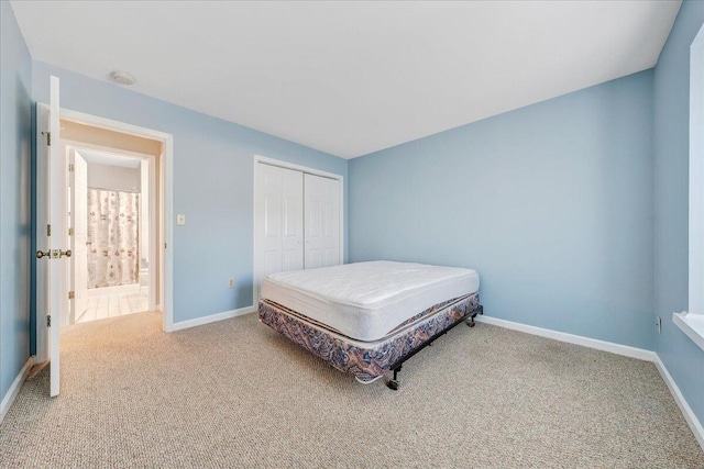 8506 Pine Hurst Cir, Roanoke, VA 24019 - carpeted bedroom featuring baseboards and a closet