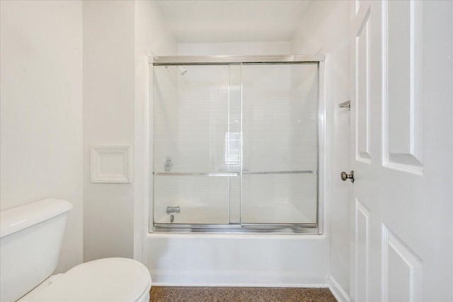 8506 Pine Hurst Cir, Roanoke, VA 24019 - full bath featuring toilet and bath / shower combo with glass door