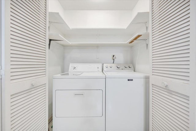 8506 Pine Hurst Cir, Roanoke, VA 24019 - washroom featuring washing machine and dryer