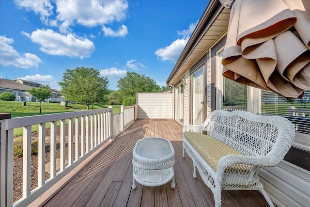 8506 Pine Hurst Cir, Roanoke, VA 24019 - view of wooden terrace