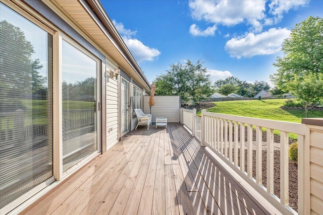 8506 Pine Hurst Cir, Roanoke, VA 24019 - deck with a yard
