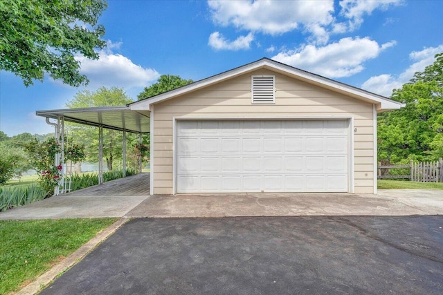 1207 Laymantown Rd, Troutville, VA 24175 - garage with a detached garage
