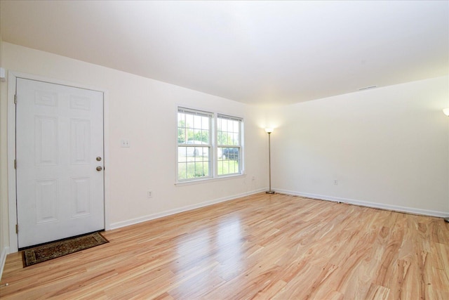 1903 Archbold Ave NE, Roanoke, VA 24012 - entrance foyer with light wood-style flooring and baseboards