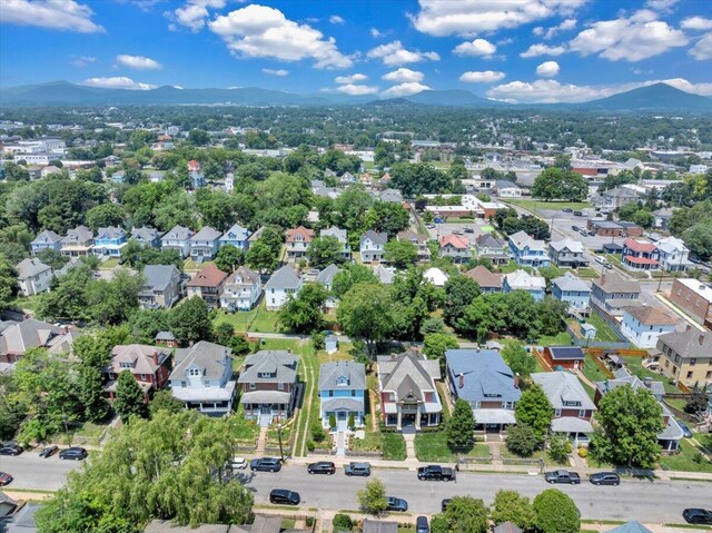 825 Day Ave SW, Roanoke, VA 24016 - aerial view of residential area featuring mountains