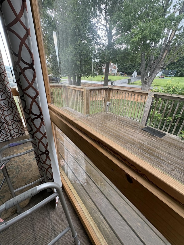 423 Turner Rd, Salem, VA 24153 - view of wooden terrace