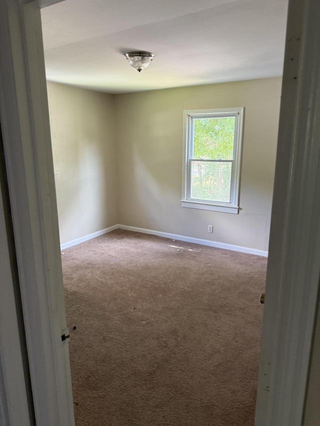 3107 Glenoak St SE, Roanoke, VA 24011 - carpeted empty room featuring baseboards