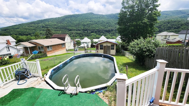 611 Alleghany St, Clifton Forge, VA 24422 - view of mountain backdrop