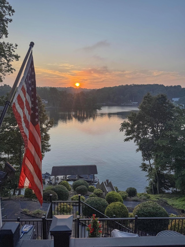 800 Long Island Dr, Moneta, VA 24121 - water view